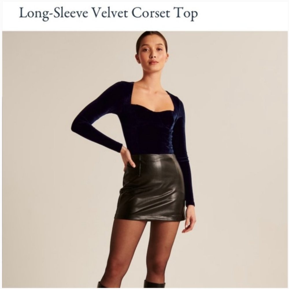 Abercrombie & Fitch Navy Velvet Corset Top